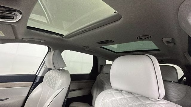 2022 Hyper White Hyundai Palisade Limited AWD SUV