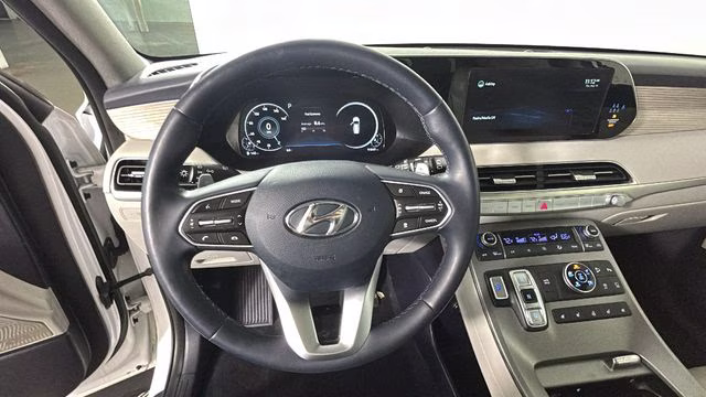 2022 Hyper White Hyundai Palisade Limited AWD SUV