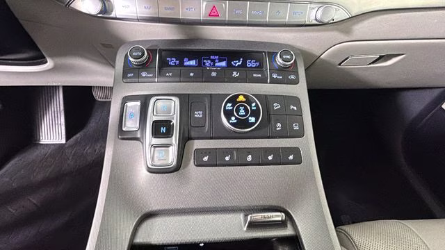 2022 Hyper White Hyundai Palisade Limited AWD SUV