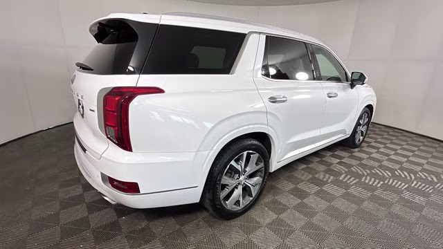 2022 Hyper White Hyundai Palisade Limited AWD SUV