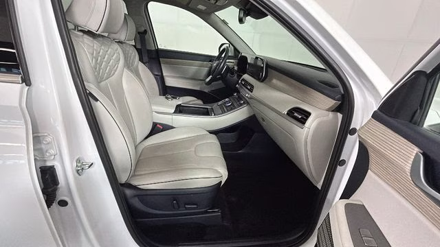 2022 Hyper White Hyundai Palisade Limited AWD SUV