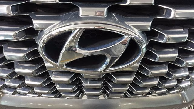 2022 Hyper White Hyundai Palisade Limited AWD SUV