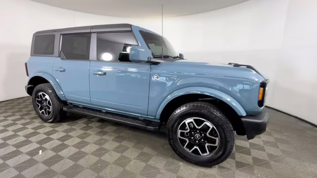 2023 Area 51 Ford Bronco Outer Banks 4X4 SUV
