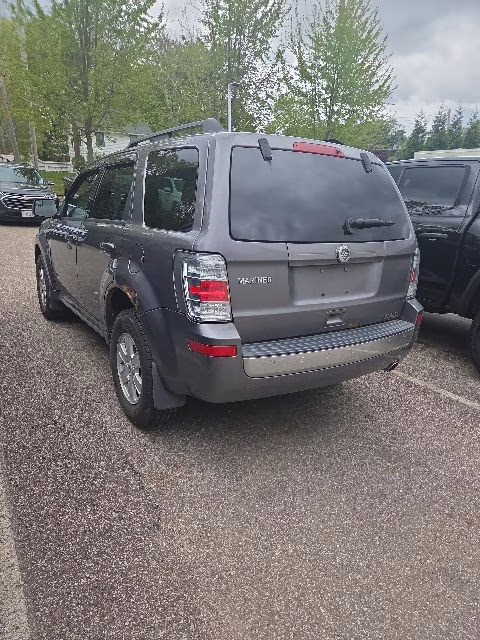 2010 Mercury Mariner Base FWD SUV