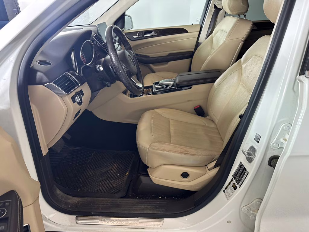 2017 White Mercedes-Benz GLE GLE 350 RWD SUV