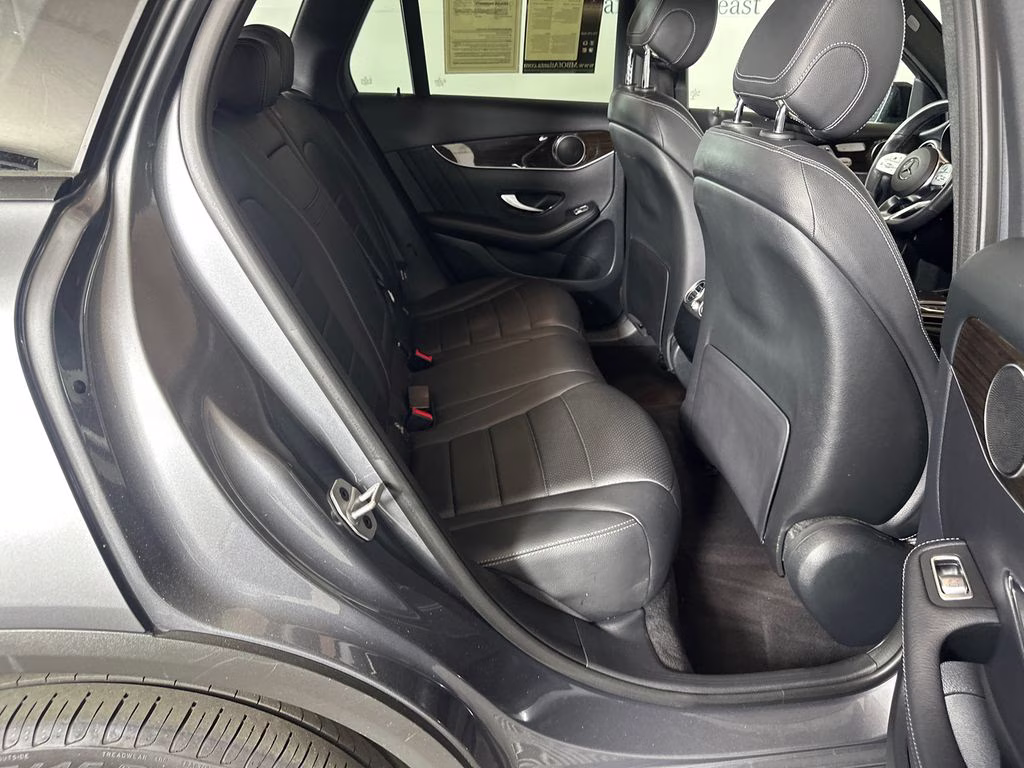 2022 Selenite Gray Metallic Mercedes-Benz GLC GLC 300 RWD SUV