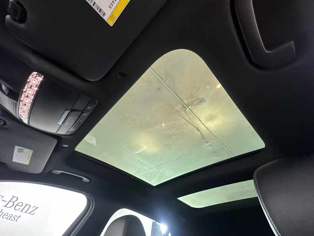 2022 Selenite Gray Metallic Mercedes-Benz GLC GLC 300 RWD SUV