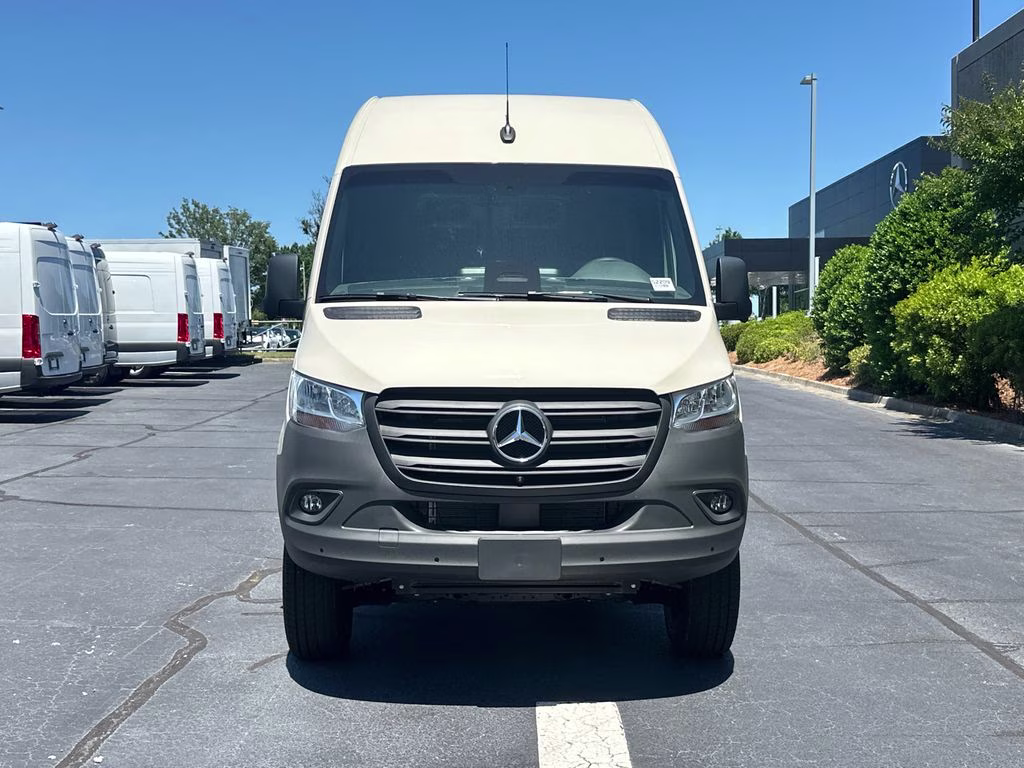2026 Pebble Mercedes-Benz Sprinter 2500 Cargo 170 WB AWD Van