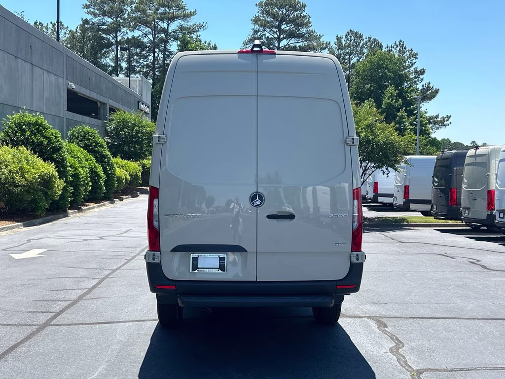 2026 Pebble Mercedes-Benz Sprinter 2500 Cargo 170 WB AWD Van