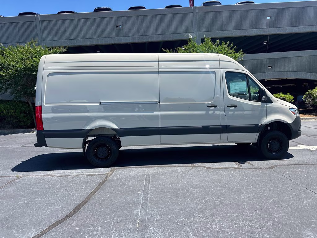 2026 Pebble Mercedes-Benz Sprinter 2500 Cargo 170 WB AWD Van