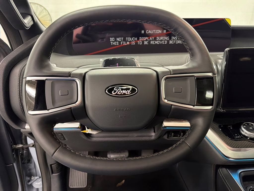 2026 GLACIER GRAY TRI-COAT Ford Expedition Platinum 4X4 SUV