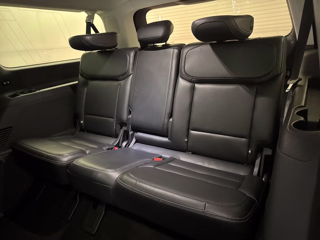 2025 Agate Black Metallic Ford Expedition Max Platinum 4X4 SUV