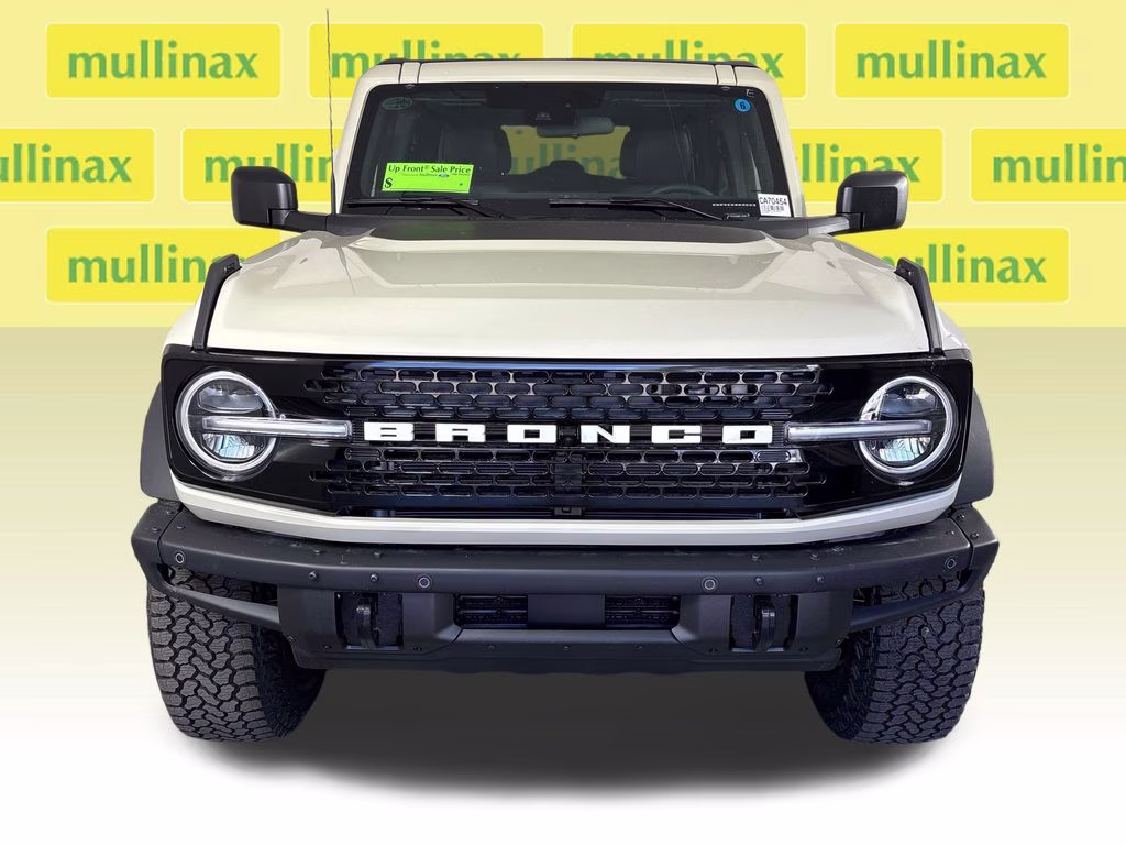 2026 Beige Ford Bronco Badlands 4X4 SUV