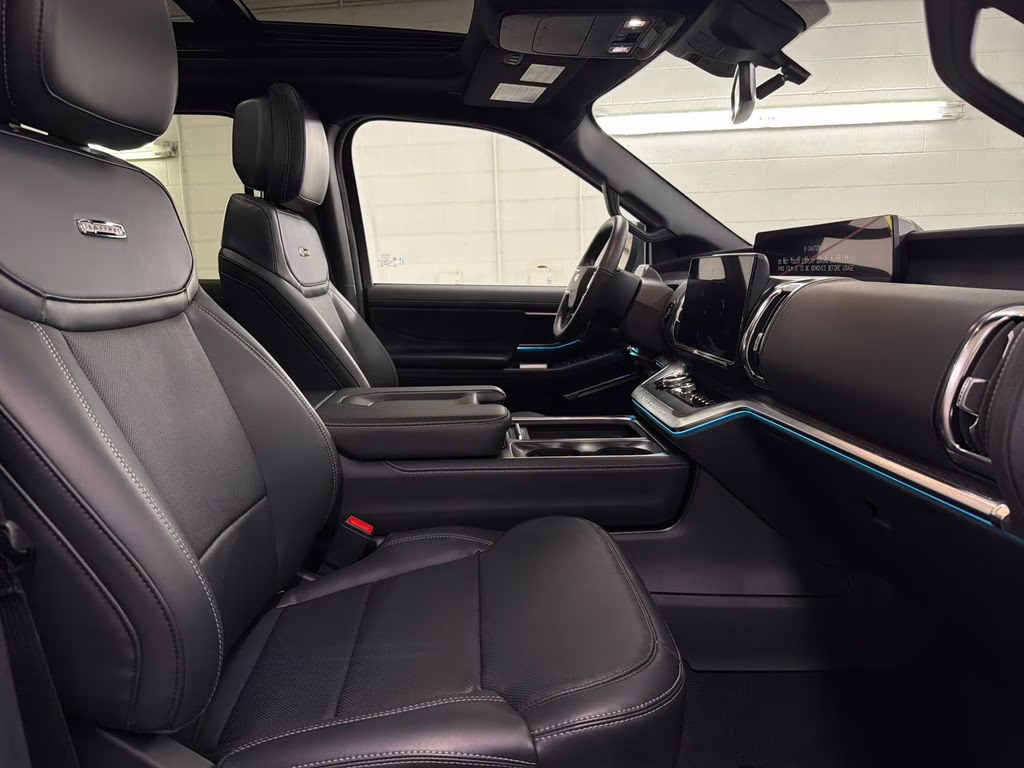 2026 GLACIER GRAY TRI-COAT Ford Expedition Platinum 4X4 SUV