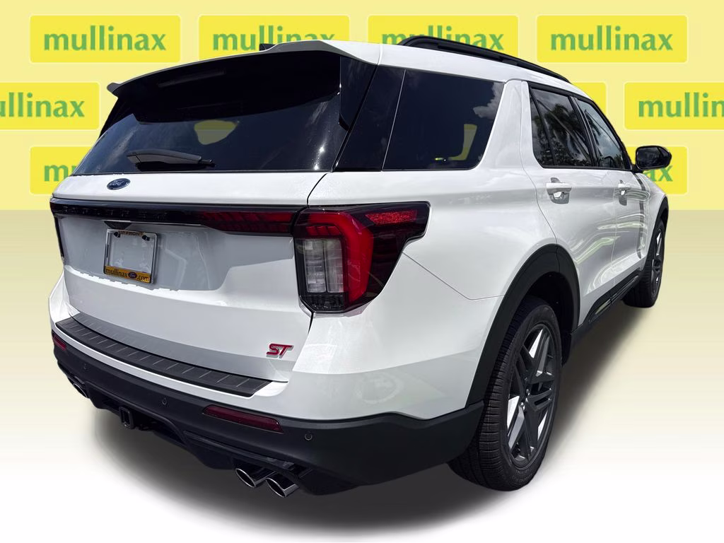 2026 Star White Metallic Tri-Coat Ford Explorer ST 4X4 SUV