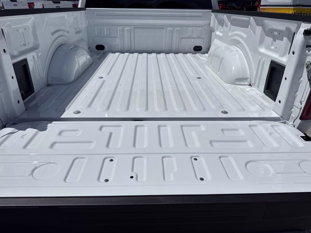 2026 Oxford White Ford F-150 XL RWD Truck