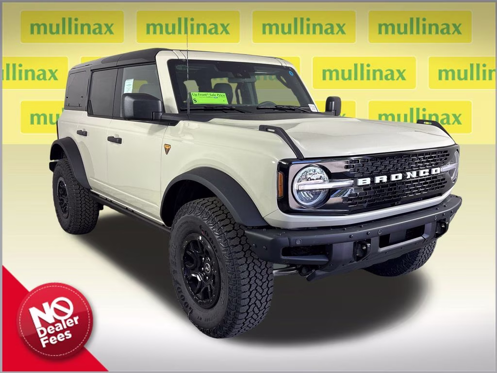 2026 Beige Ford Bronco Badlands 4X4 SUV