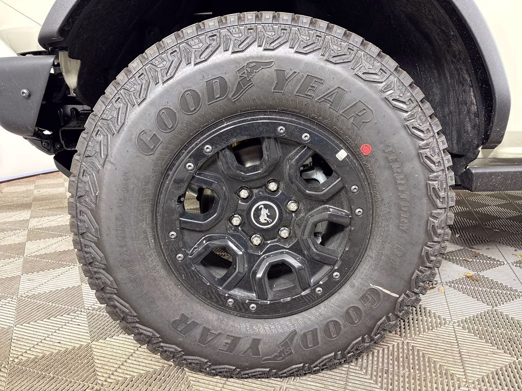 2026 Beige Ford Bronco Badlands 4X4 SUV