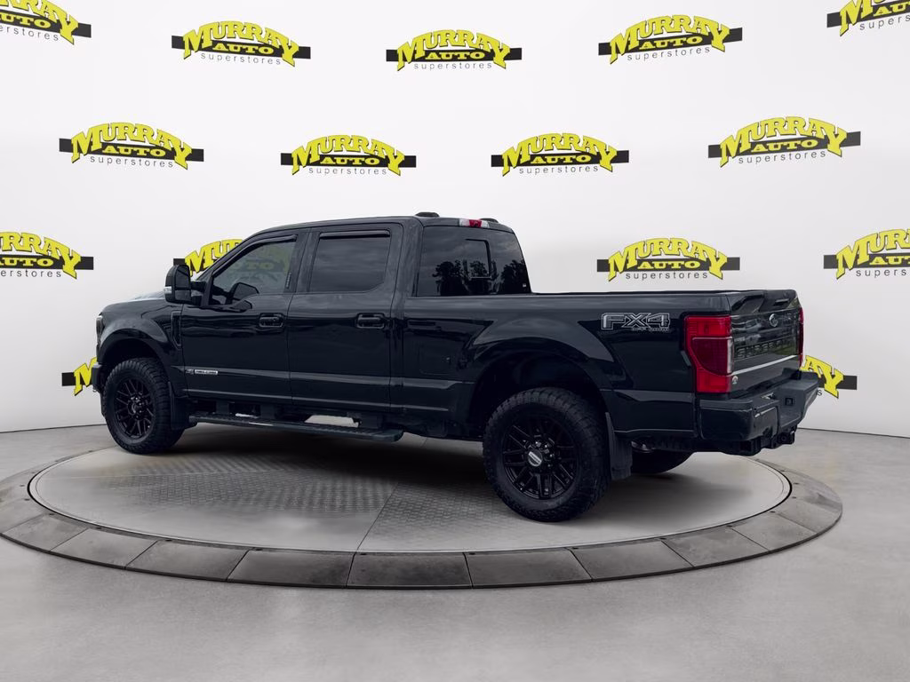 2022 Black Metallic Ford Super Duty F-250 SRW Lariat 4X4 Truck