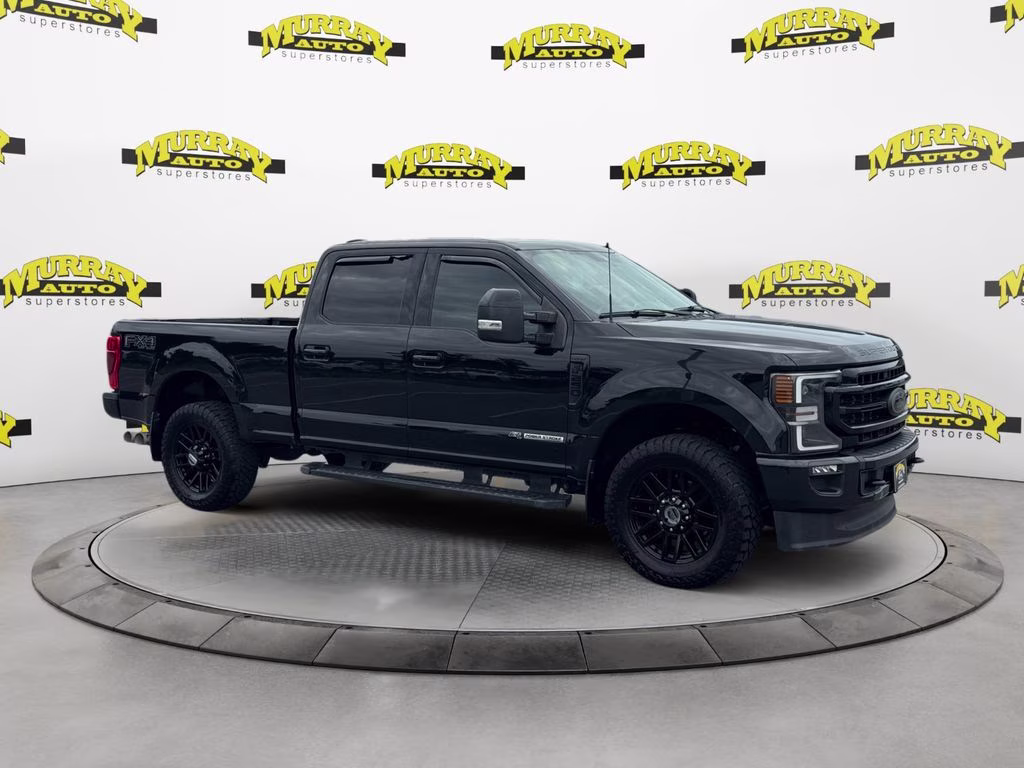 2022 Black Metallic Ford Super Duty F-250 SRW Lariat 4X4 Truck