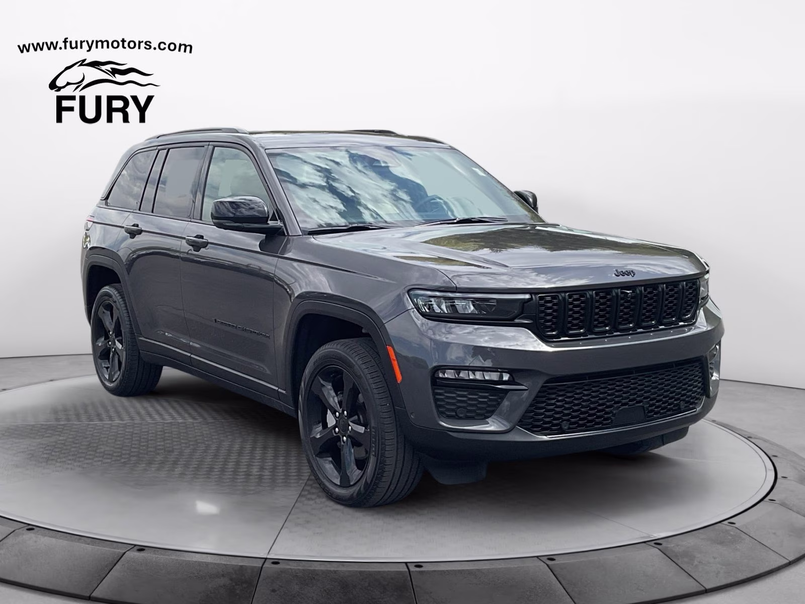 2025 Baltic Gray Metallic Clearcoat Jeep Grand Cherokee Limited 4X4 SUV