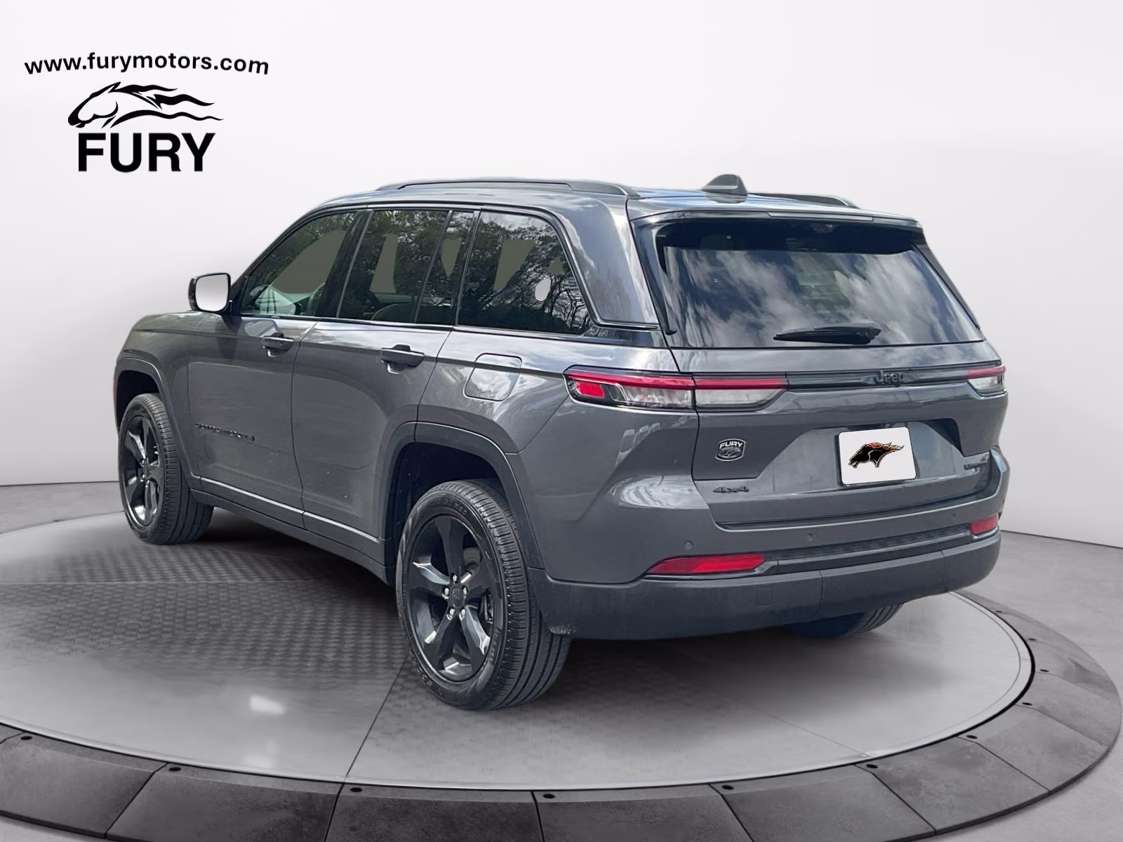 2025 Baltic Gray Metallic Clearcoat Jeep Grand Cherokee Limited 4X4 SUV