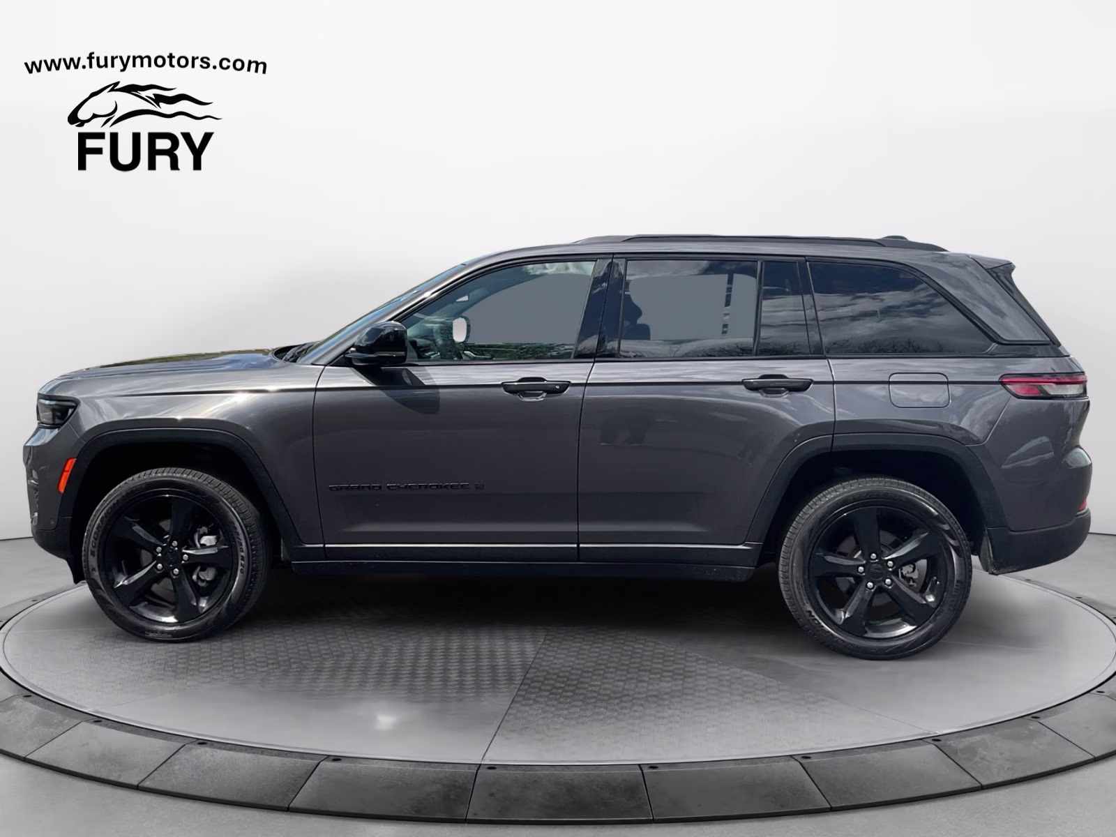2025 Baltic Gray Metallic Clearcoat Jeep Grand Cherokee Limited 4X4 SUV