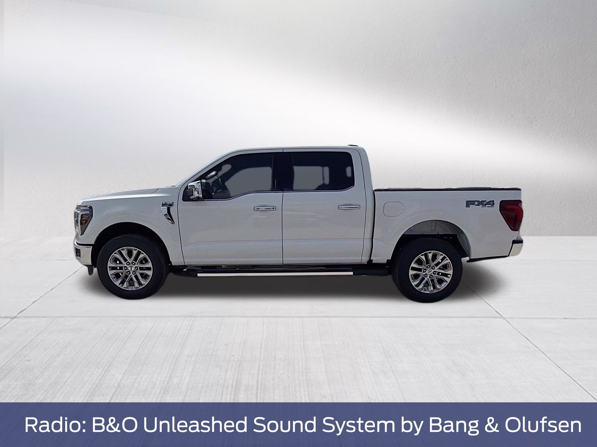 2026 Star White Metallic Tri-Coat Ford F-150 Lariat 4X4 Truck