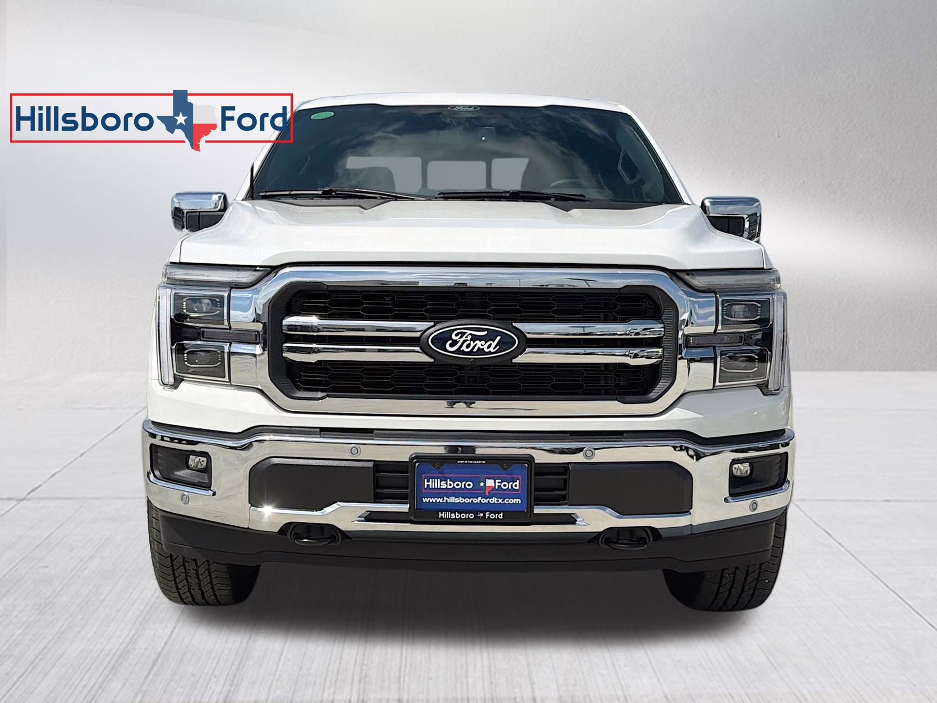 2026 Star White Metallic Tri-Coat Ford F-150 Lariat 4X4 Truck