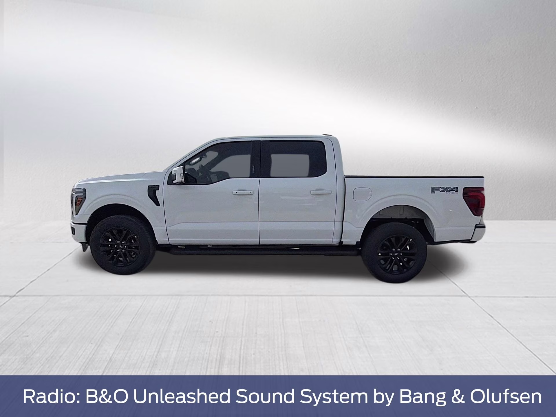 2026 Oxford White Ford F-150 Lariat 4X4 Truck