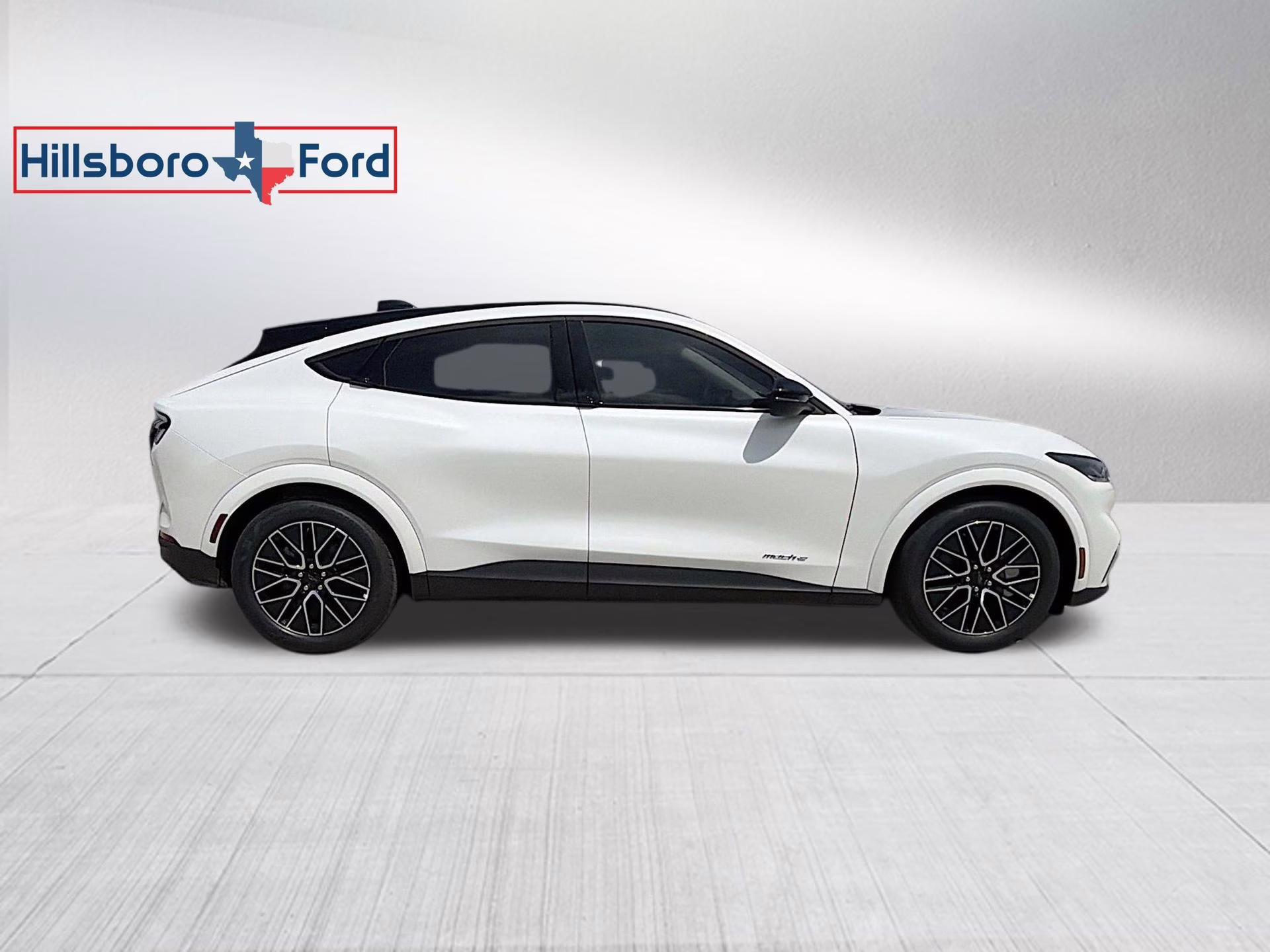 2026 Star White Metallic Tri-Coat Ford Mustang Mach-E Premium RWD SUV