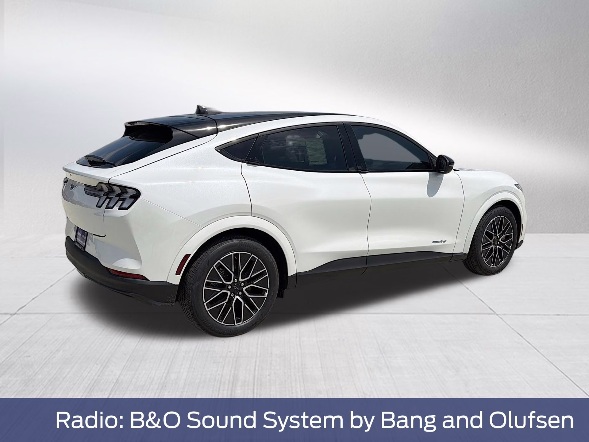 2026 Star White Metallic Tri-Coat Ford Mustang Mach-E Premium RWD SUV