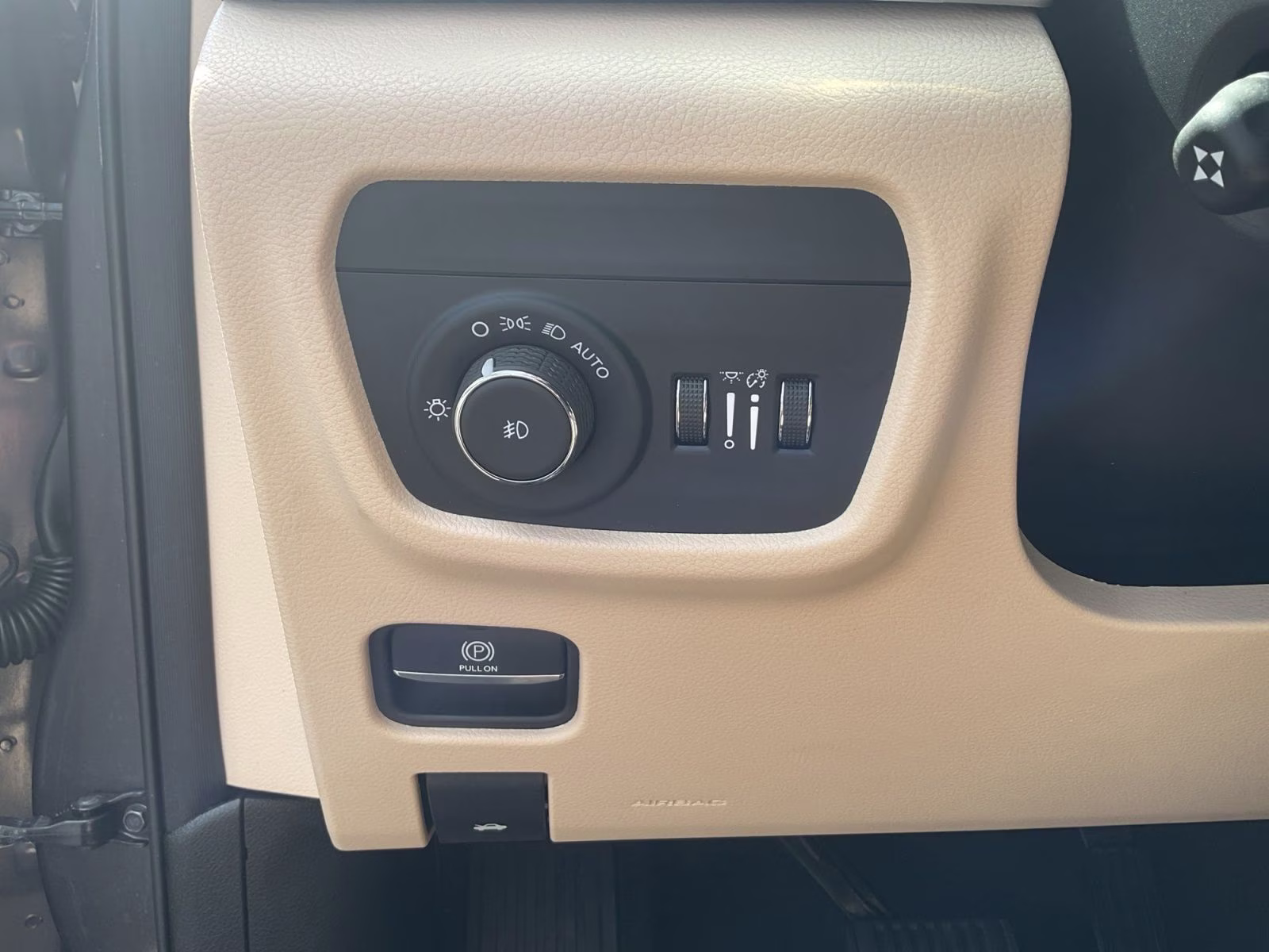 2025 Baltic Gray Metallic Clearcoat Jeep Grand Cherokee Limited 4X4 SUV