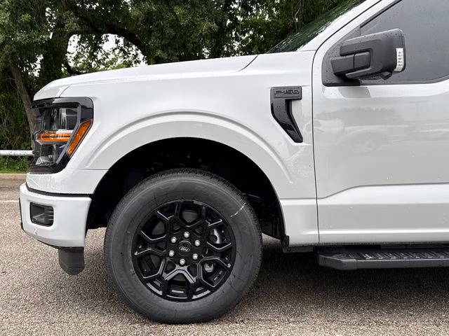 2026 Avalanche Ford F-150 XLT RWD Truck