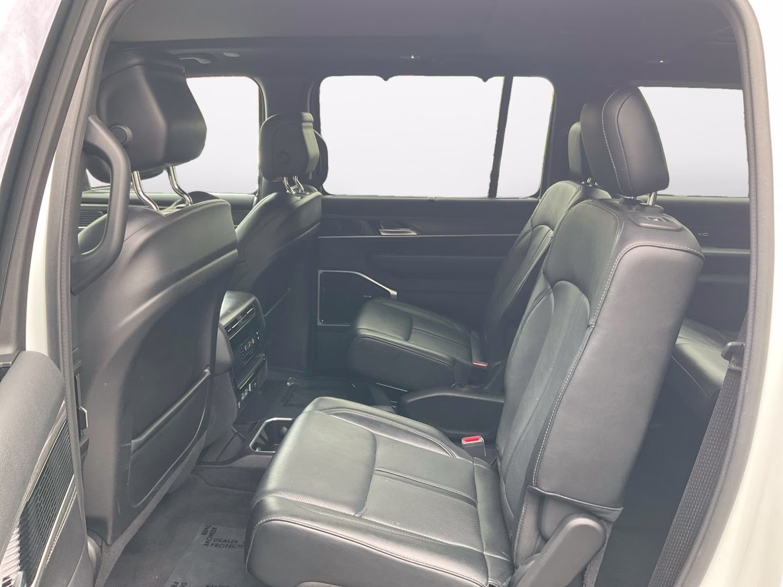2024 Bright White Clearcoat Jeep Wagoneer L Series III 4X4 SUV