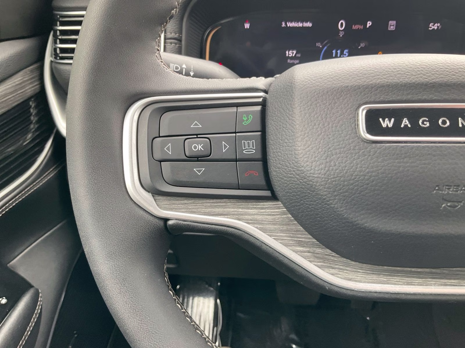 2024 Bright White Clearcoat Jeep Wagoneer L Series III 4X4 SUV