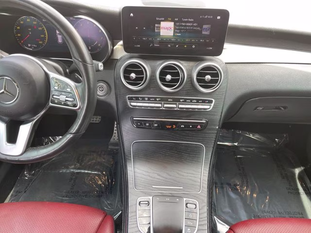 2020 Iridium Silver Metallic Mercedes-Benz GLC GLC 300 AWD SUV