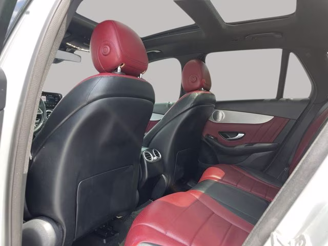 2020 Iridium Silver Metallic Mercedes-Benz GLC GLC 300 AWD SUV