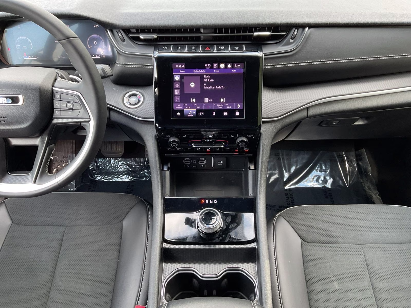 2025 Diamond Black Crystal Pearlcoat Jeep Grand Cherokee Altitude 4X4 SUV