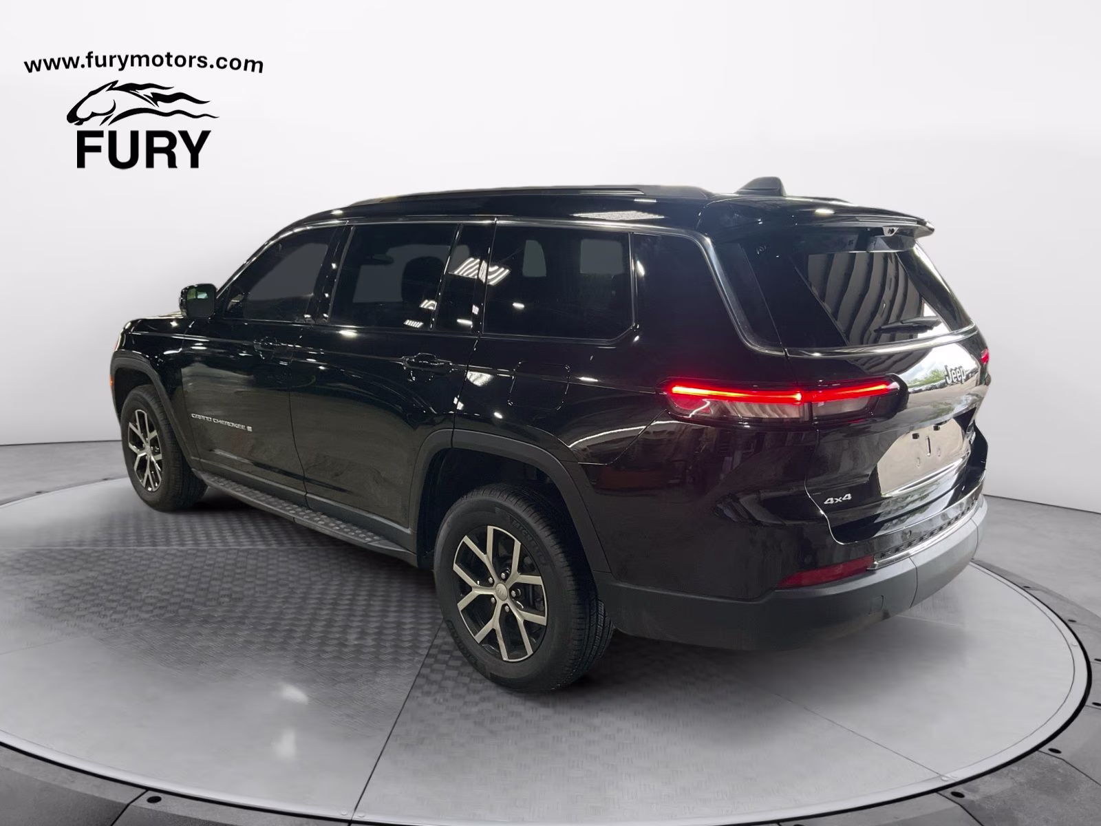 2025 Diamond Black Crystal Pearlcoat Jeep Grand Cherokee L Limited 4X4 SUV