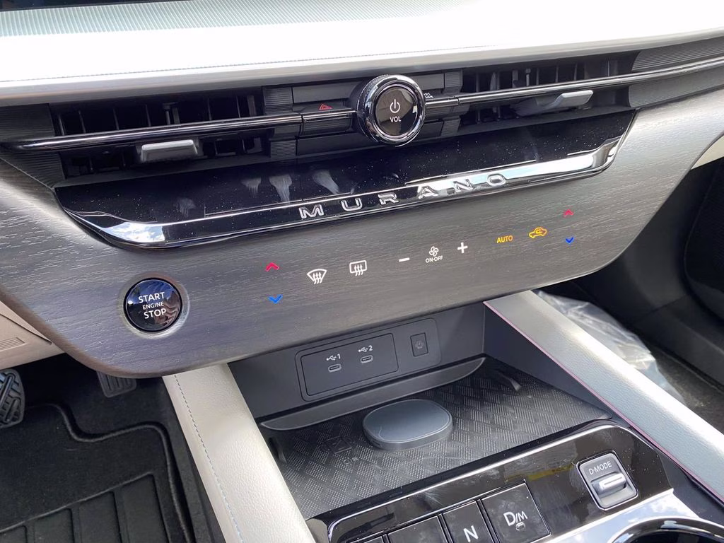 2026 Champagne Silver Metallic Nissan Murano Platinum AWD SUV