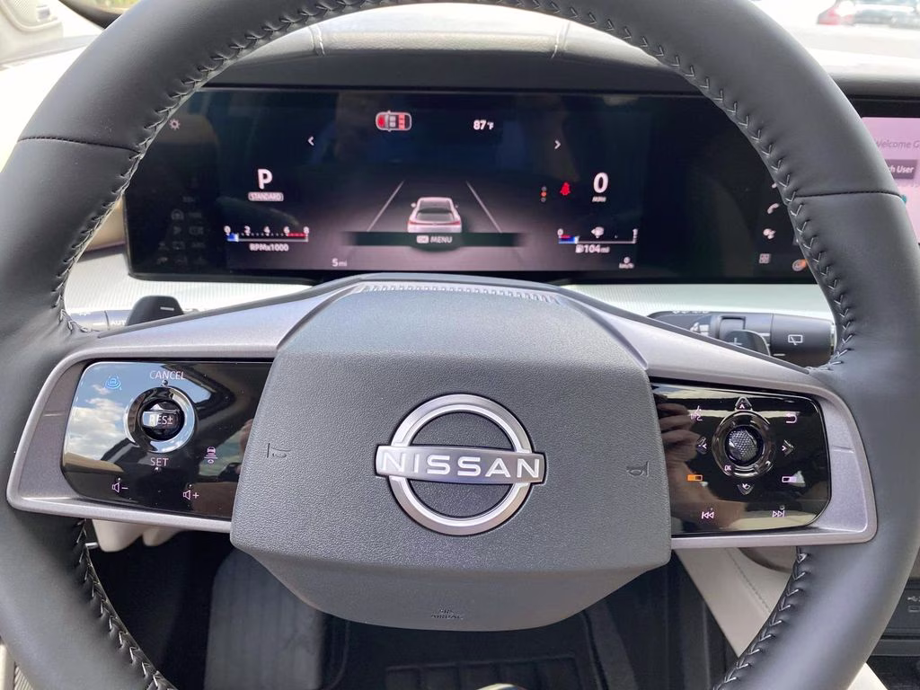 2026 Champagne Silver Metallic Nissan Murano Platinum AWD SUV