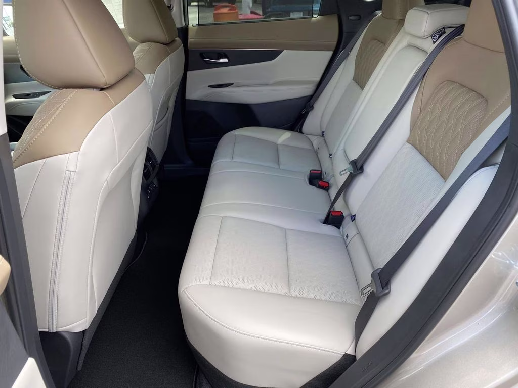 2026 Champagne Silver Metallic Nissan Murano Platinum AWD SUV