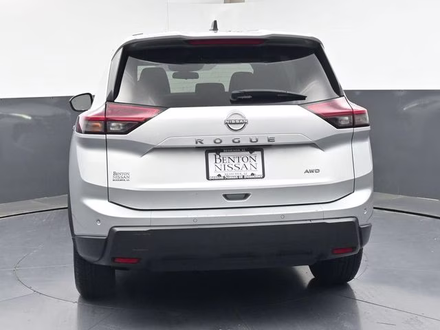 2024 Brilliant Silver Metallic Nissan Rogue S AWD SUV