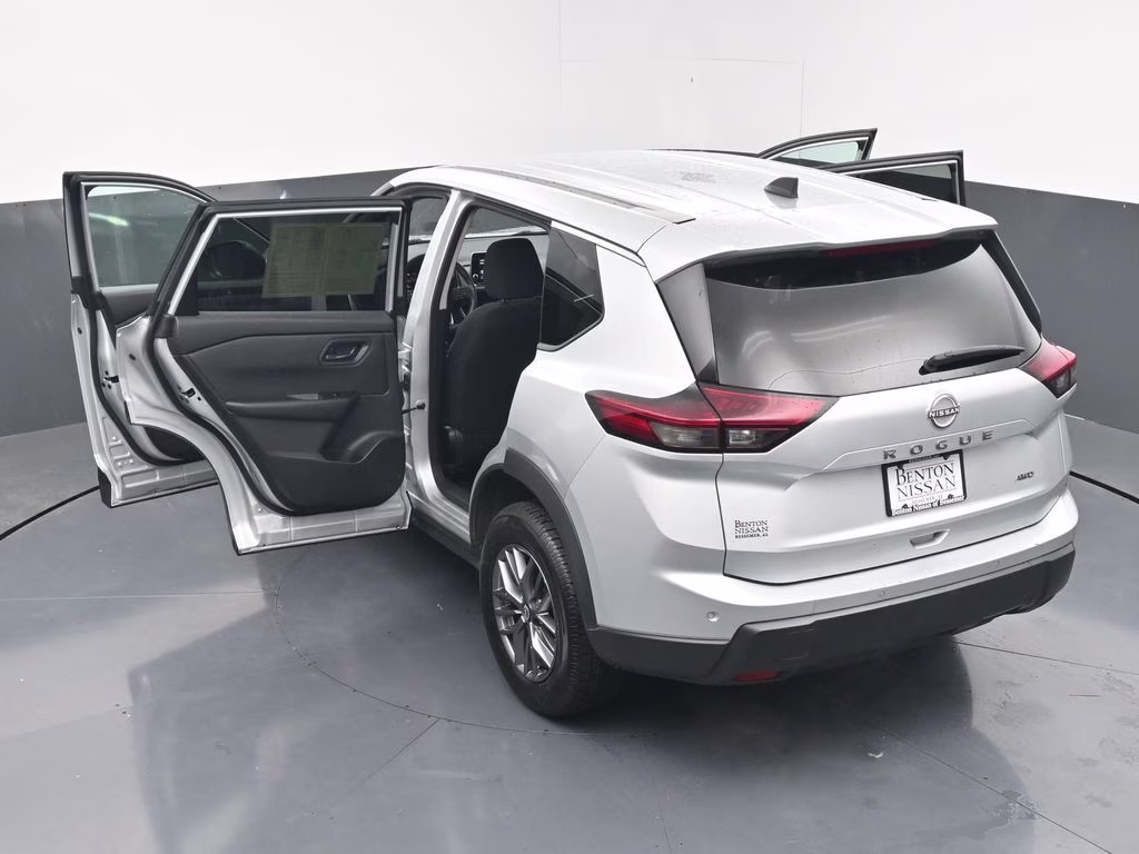 2024 Brilliant Silver Metallic Nissan Rogue S AWD SUV