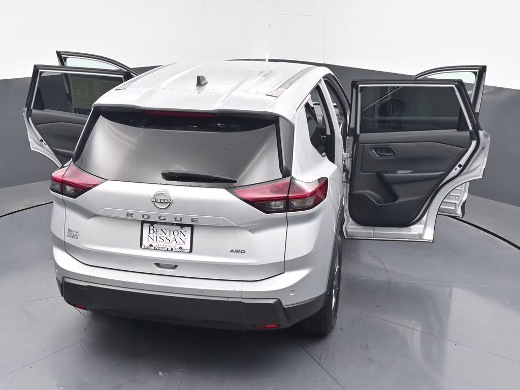 2024 Brilliant Silver Metallic Nissan Rogue S AWD SUV