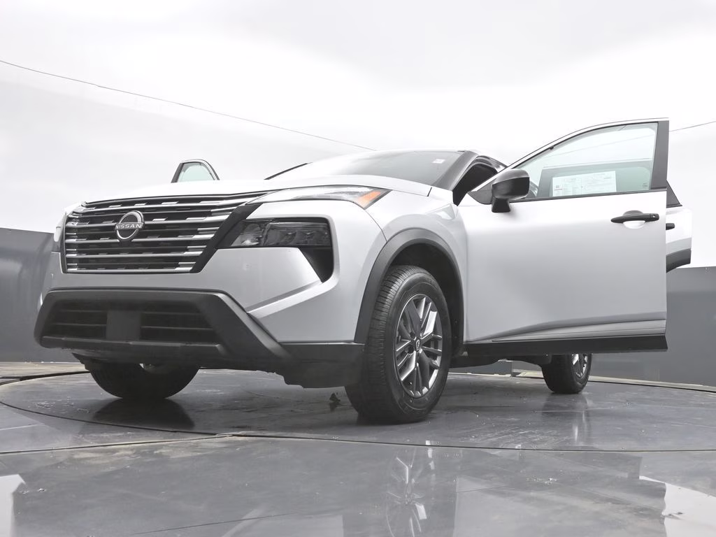2024 Brilliant Silver Metallic Nissan Rogue S AWD SUV