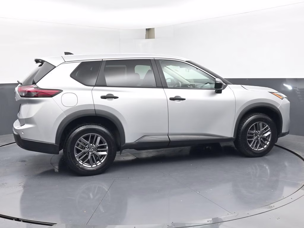 2024 Brilliant Silver Metallic Nissan Rogue S AWD SUV
