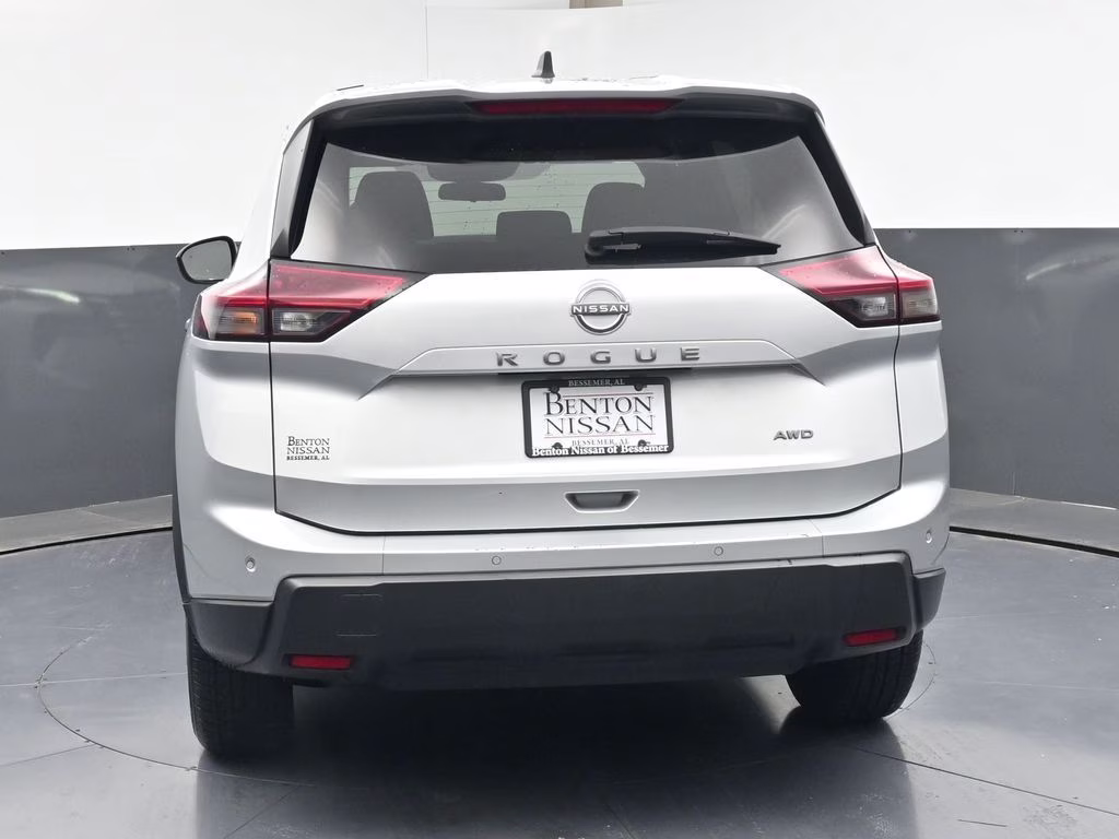 2024 Brilliant Silver Metallic Nissan Rogue S AWD SUV