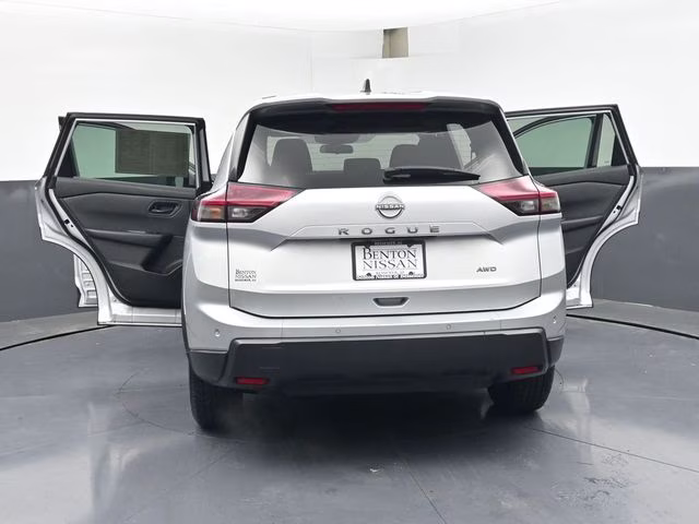 2024 Brilliant Silver Metallic Nissan Rogue S AWD SUV